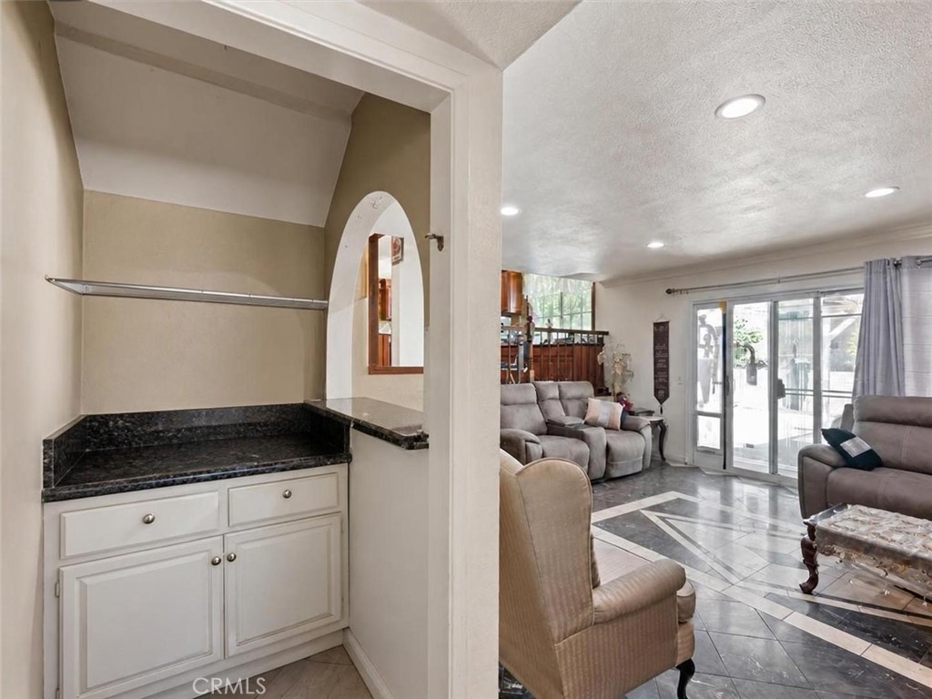 10306 Victoria Street Property Photo 30
