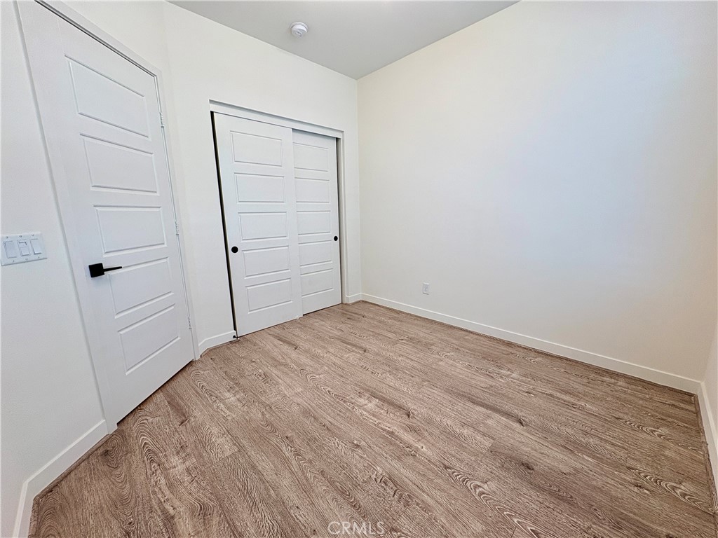 489 Rose Court E Property Photo 8