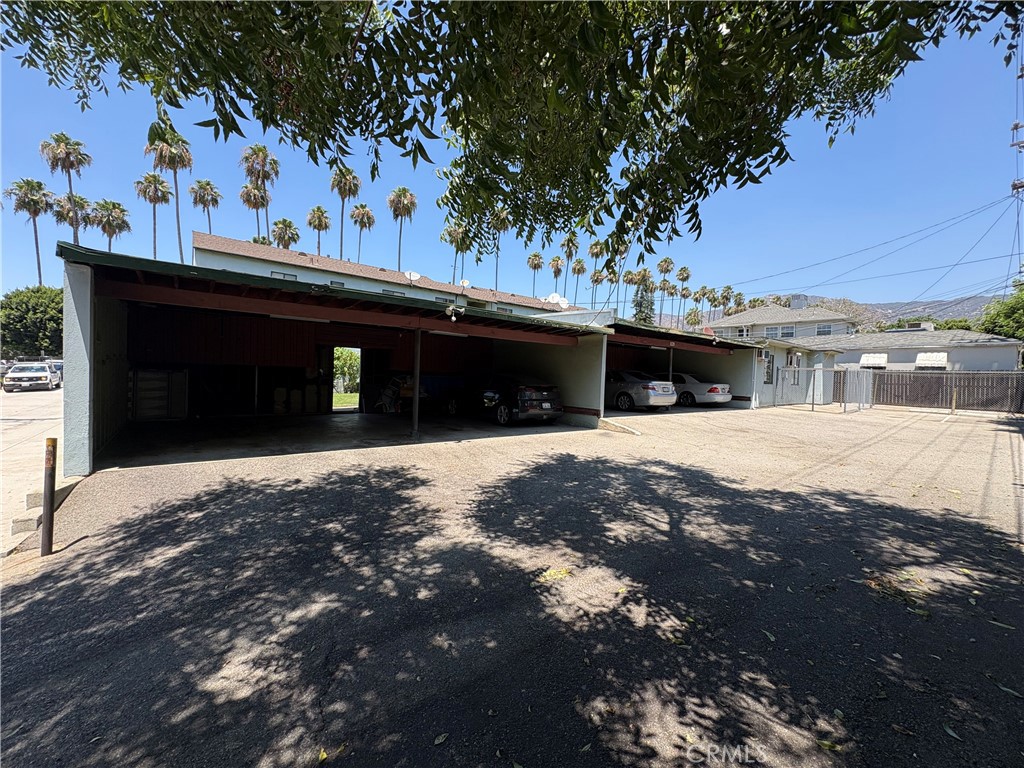 1118 Western Avenue Property Photo 32