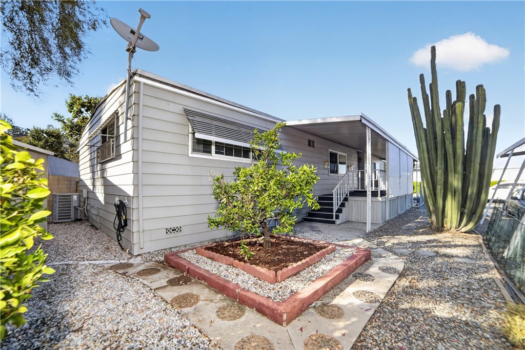 8651 Foothill Blvd Spc 49 Property Photo 34