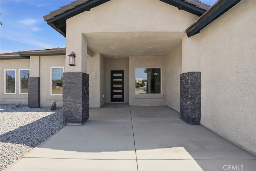 22819 Little Beaver Road Property Photo 10