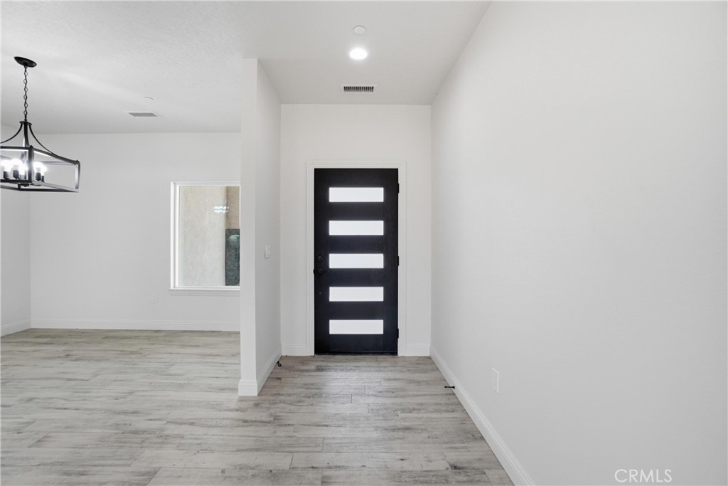 22819 Little Beaver Road Property Photo 11
