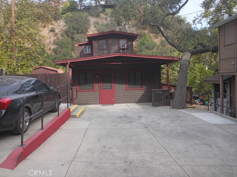 538 Brookside Lane Property Photo 2