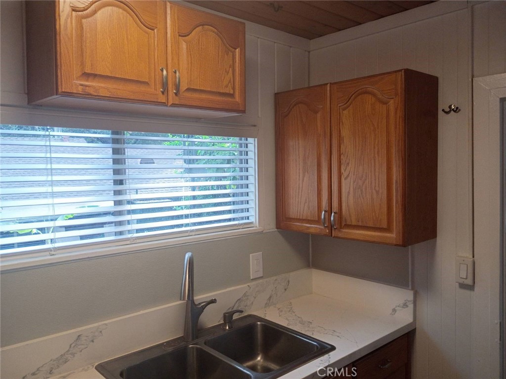 538 Brookside Lane Property Photo 17
