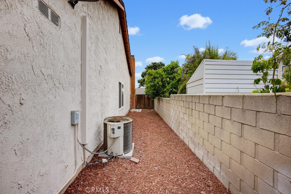 1423 Purdue Property Photo 27