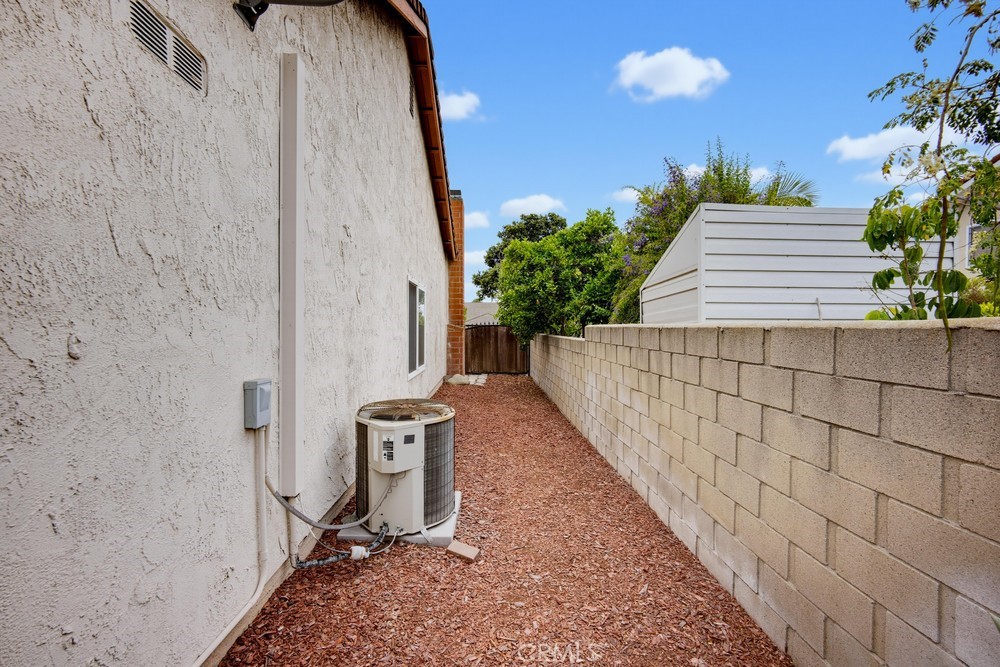 1423 Purdue Property Photo 31