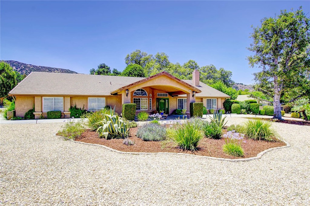 13634 Oak Mesa Drive Property Photo