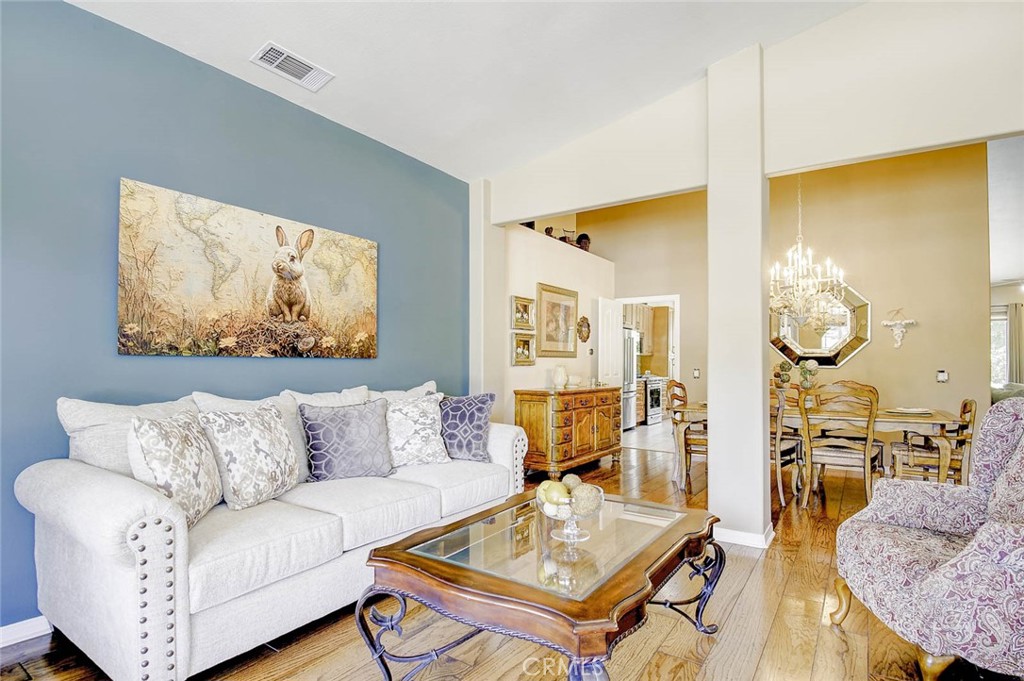 13634 Oak Mesa Drive Property Photo 8