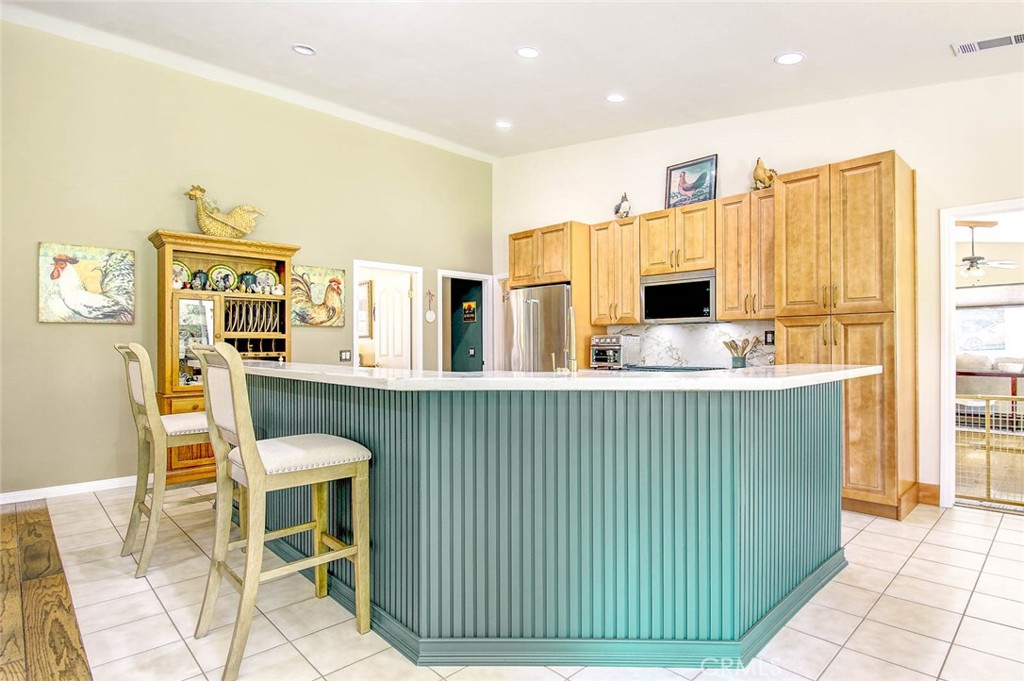 13634 Oak Mesa Drive Property Photo 11