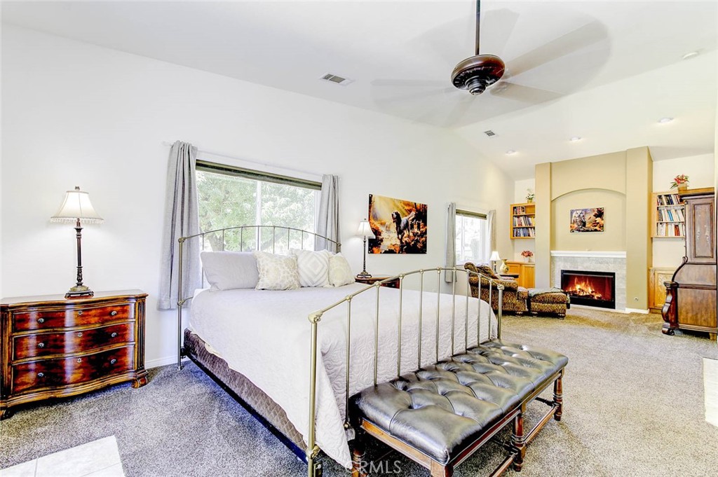 13634 Oak Mesa Drive Property Photo 18