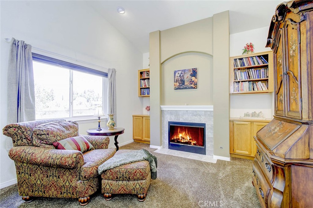 13634 Oak Mesa Drive Property Photo 20