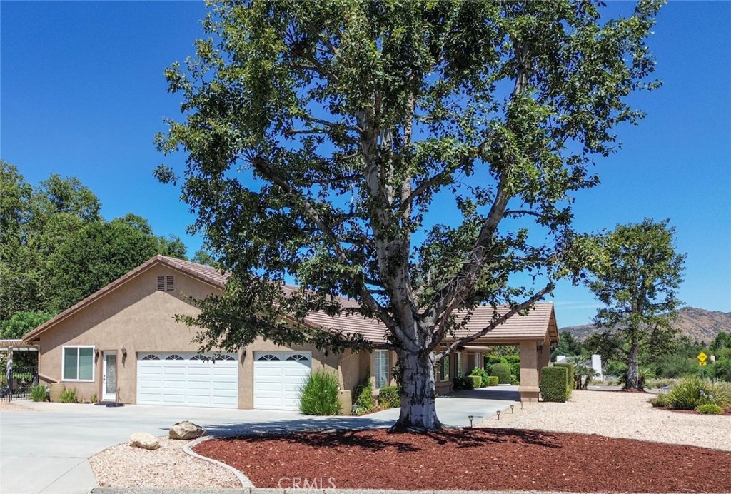 13634 Oak Mesa Drive Property Photo 41