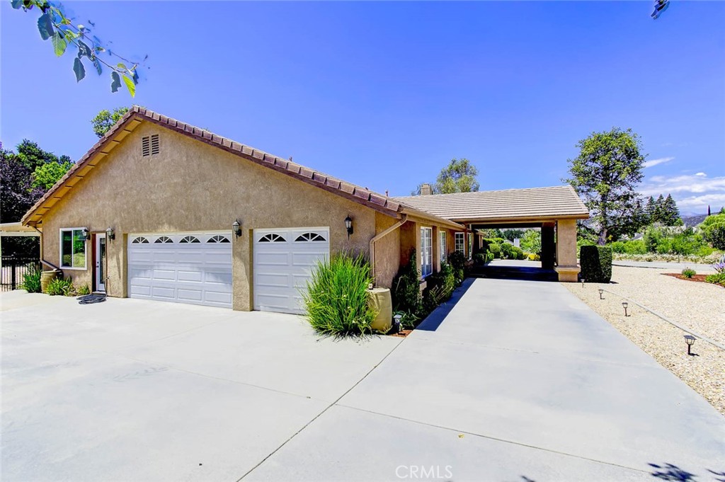 13634 Oak Mesa Drive Property Photo 46