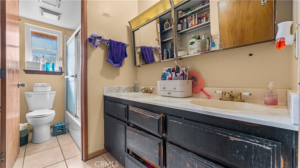 19381 Kinai Property Photo 14