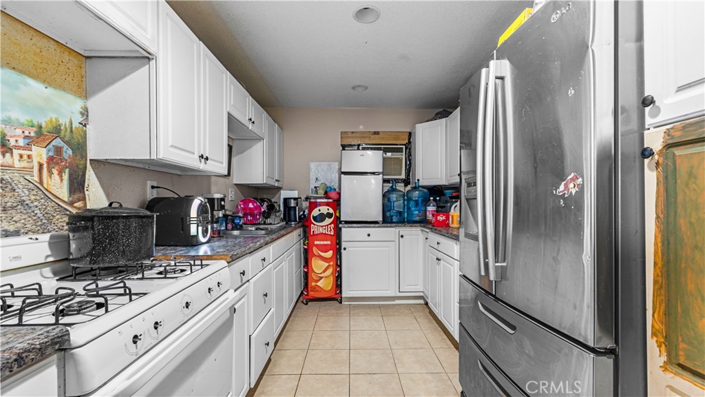 19381 Kinai Property Photo 15