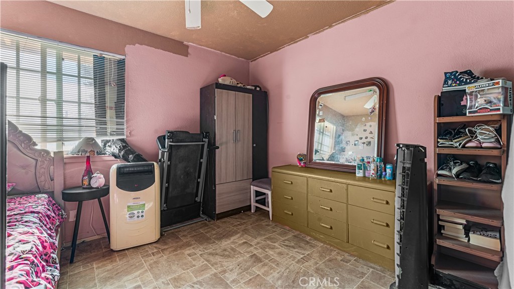 19381 Kinai Property Photo 18