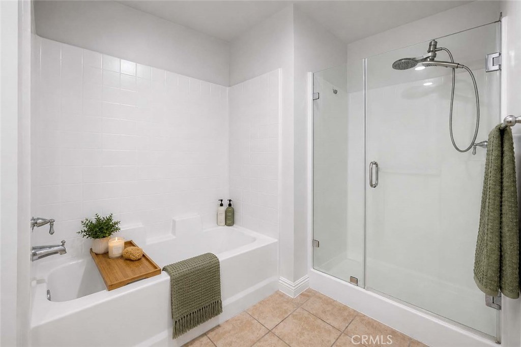 6800 Corbin Avenue 106 Property Photo 16