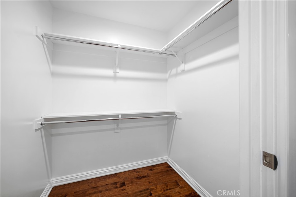 6800 Corbin Avenue 106 Property Photo 18