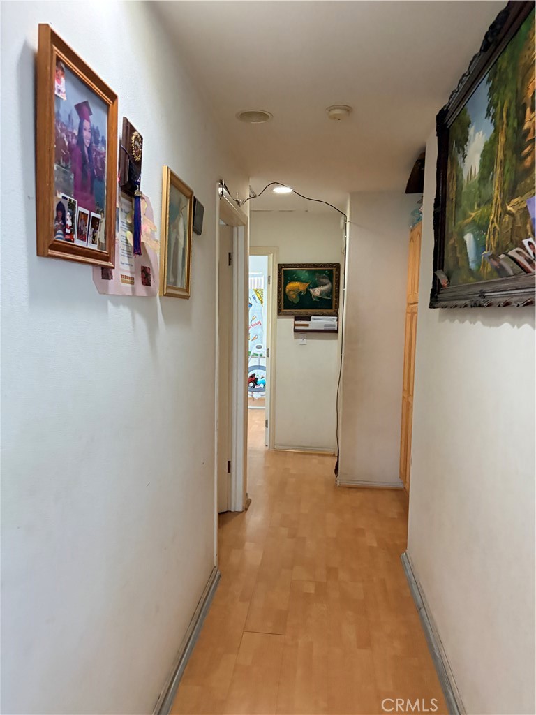 1746 Jackson Avenue A/b Property Photo 17