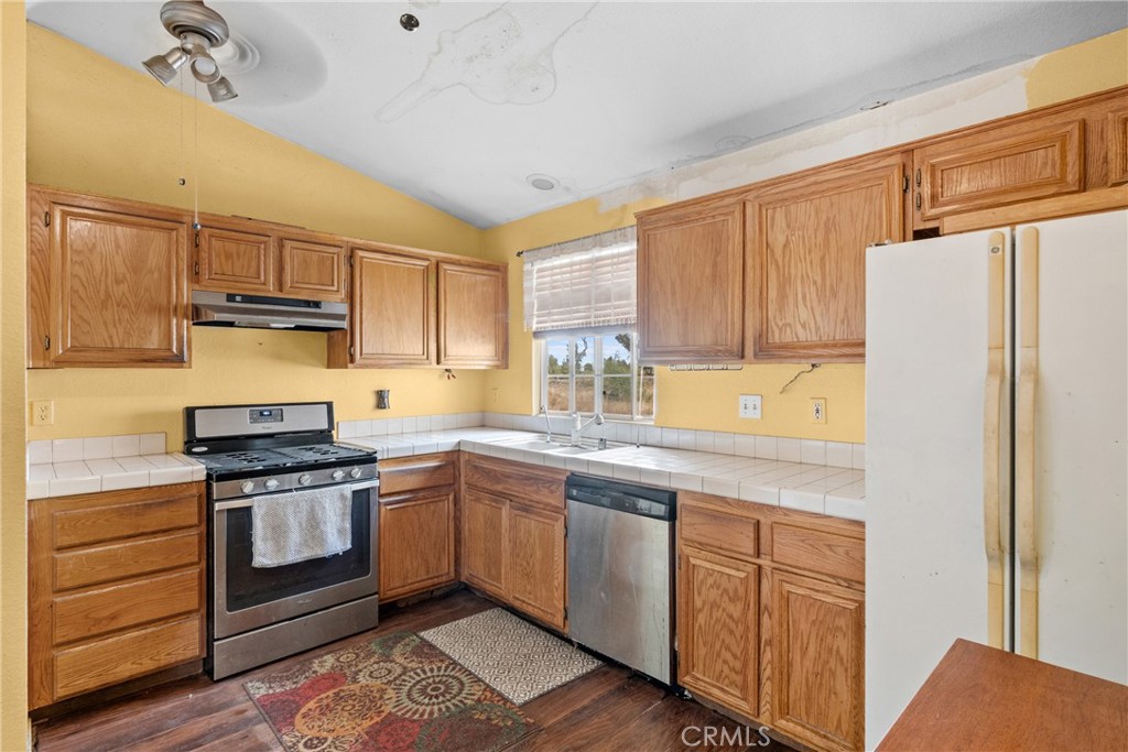 23248 Wildwood Lane Property Photo 15