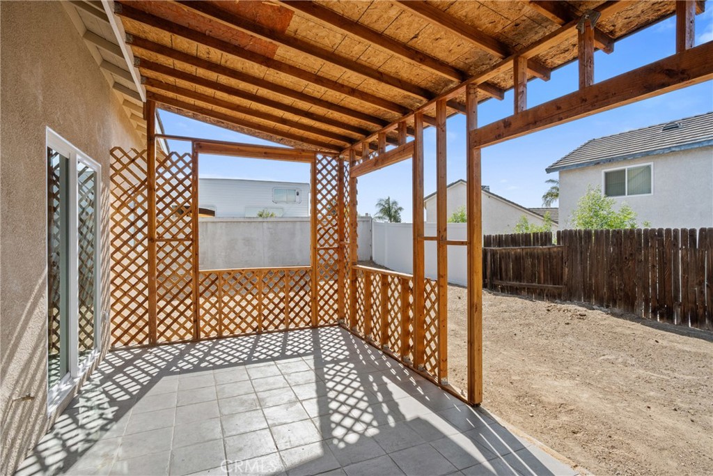 23248 Wildwood Lane Property Photo 32