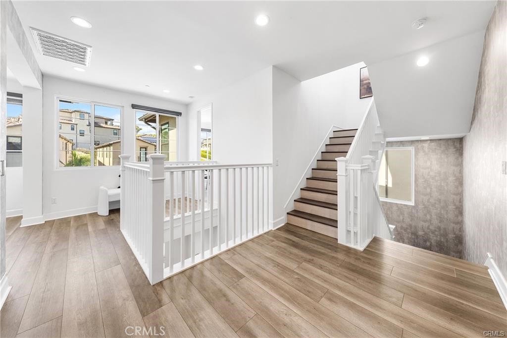 27 Alessio Property Photo 22