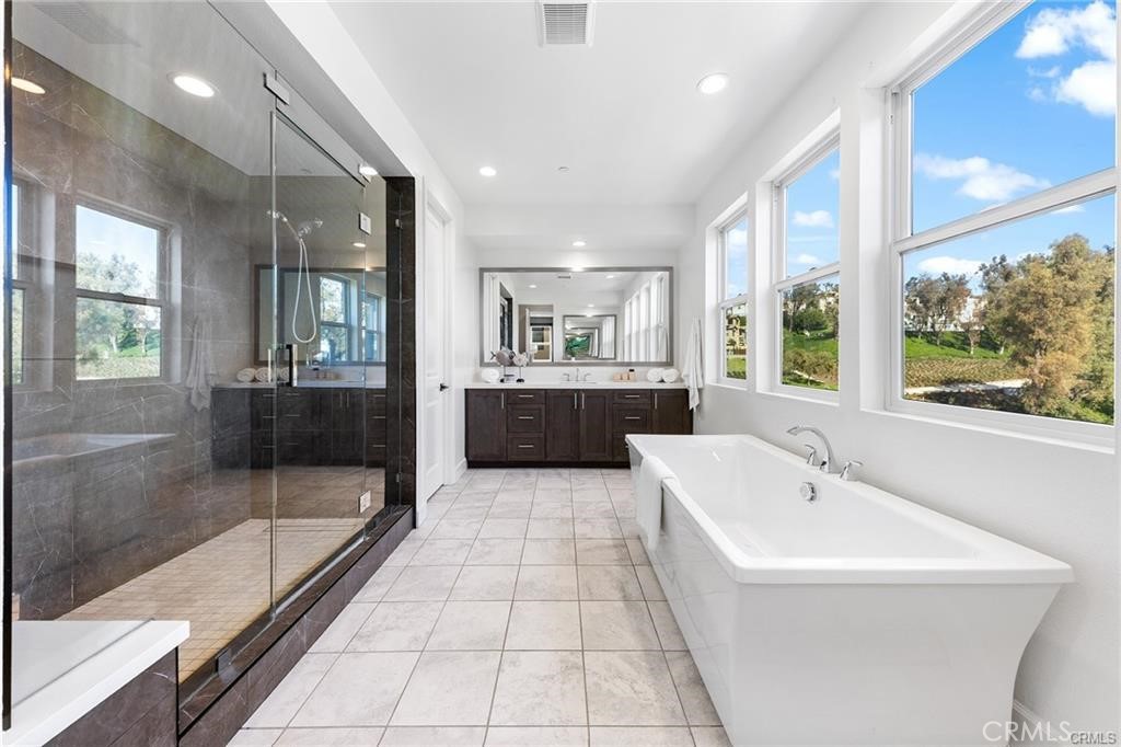 27 Alessio Property Photo 30