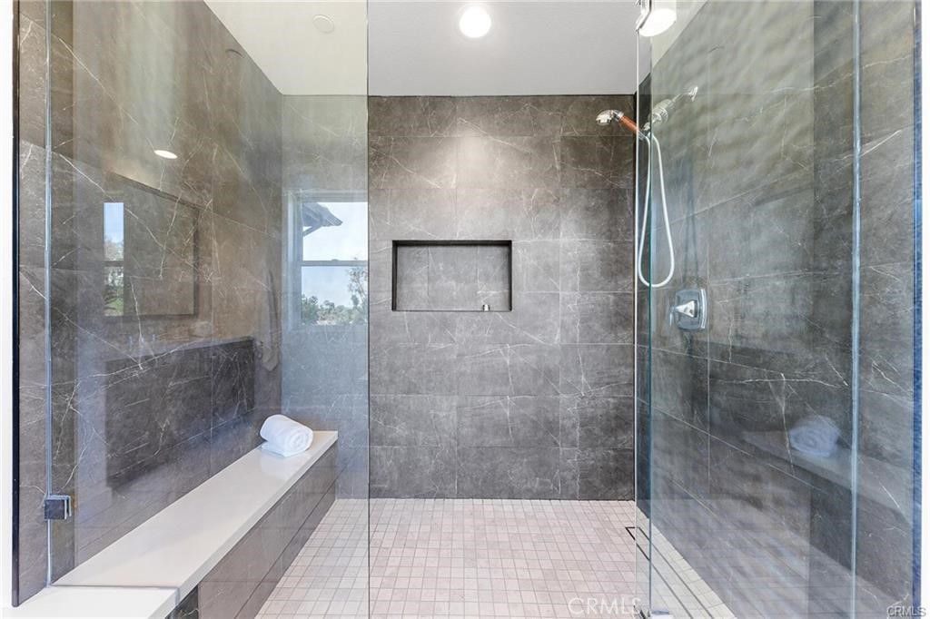 27 Alessio Property Photo 32