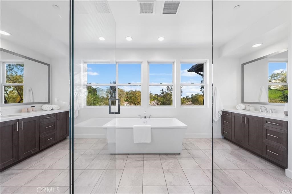 27 Alessio Property Photo 33