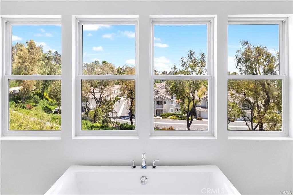27 Alessio Property Photo 34