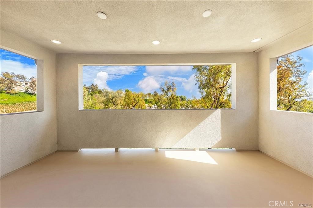 27 Alessio Property Photo 46