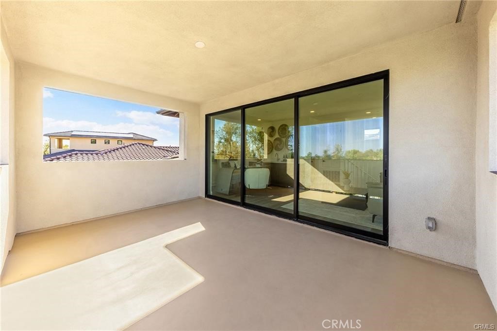 27 Alessio Property Photo 48