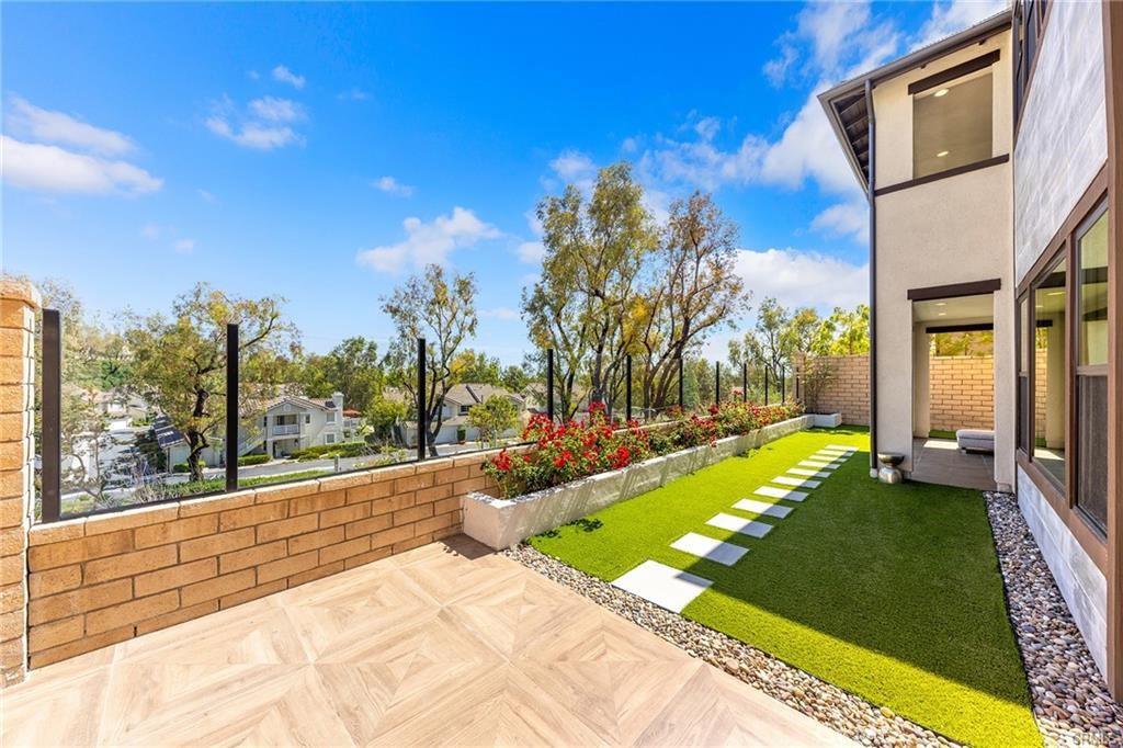 27 Alessio Property Photo 62