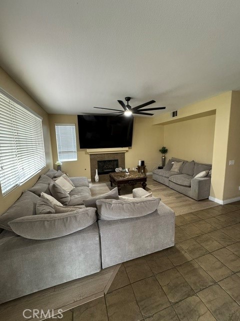 15545 Oliver Property Photo 10