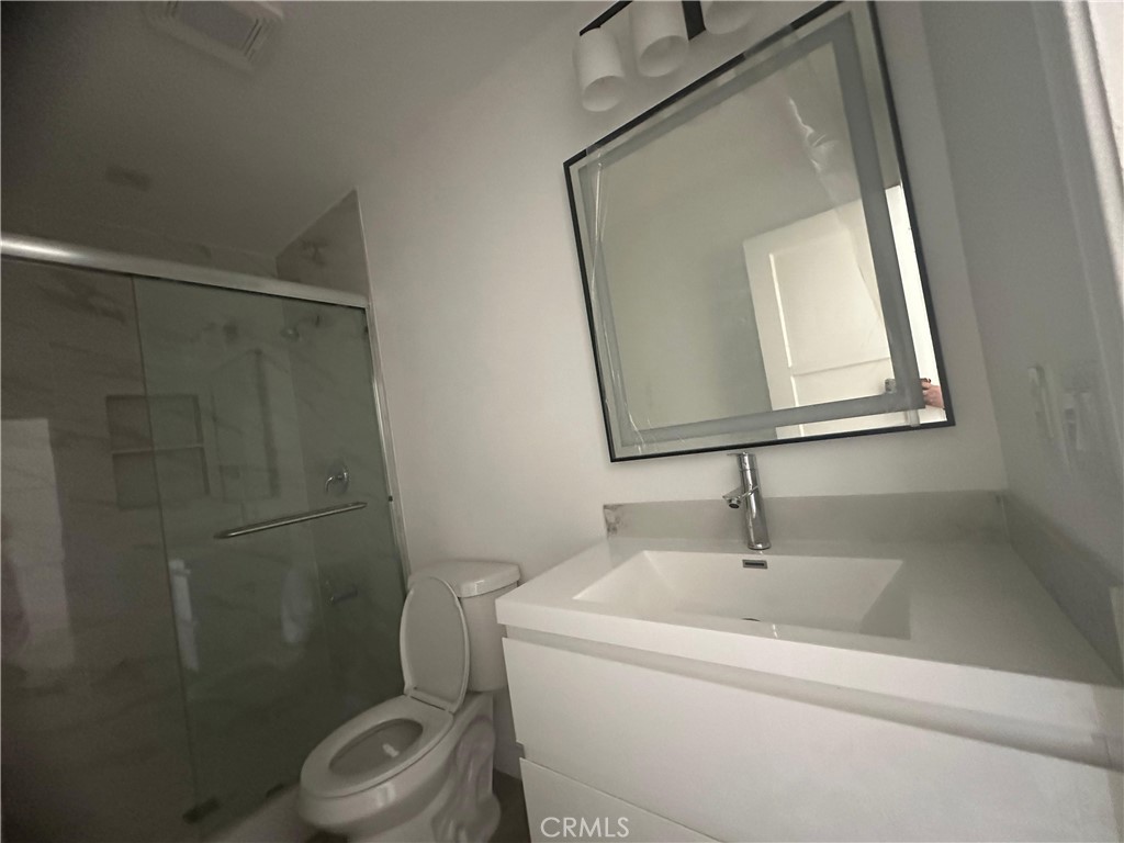 119 Collwood Property Photo 5