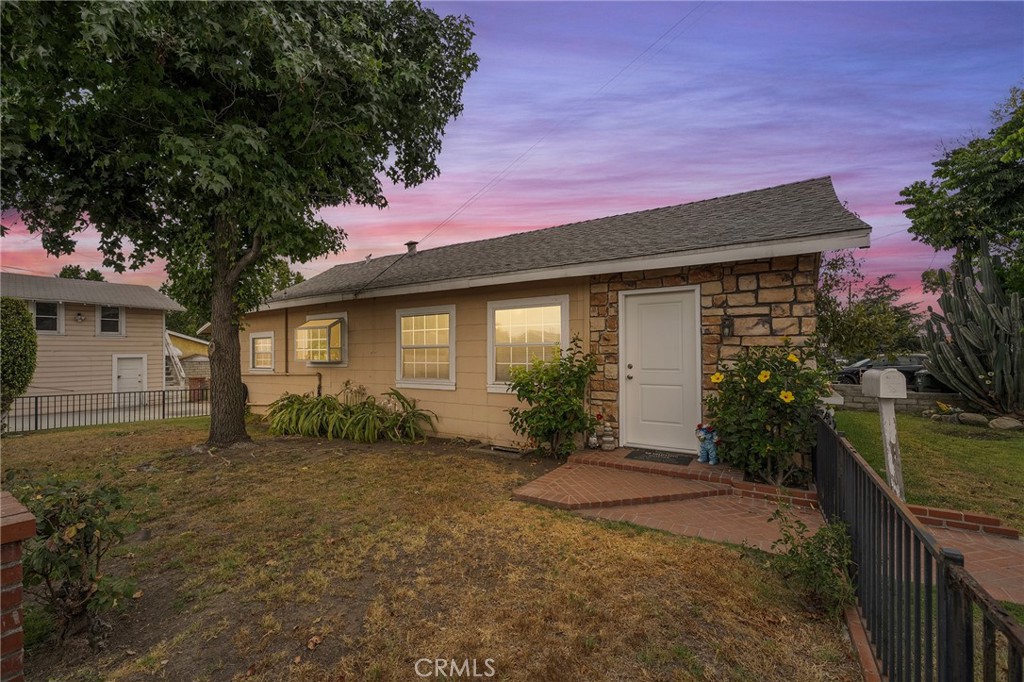 124 E Ada Avenue Property Photo 1
