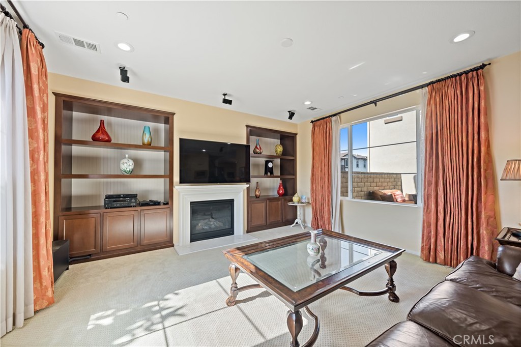 729 Park View Terrace Property Photo 4