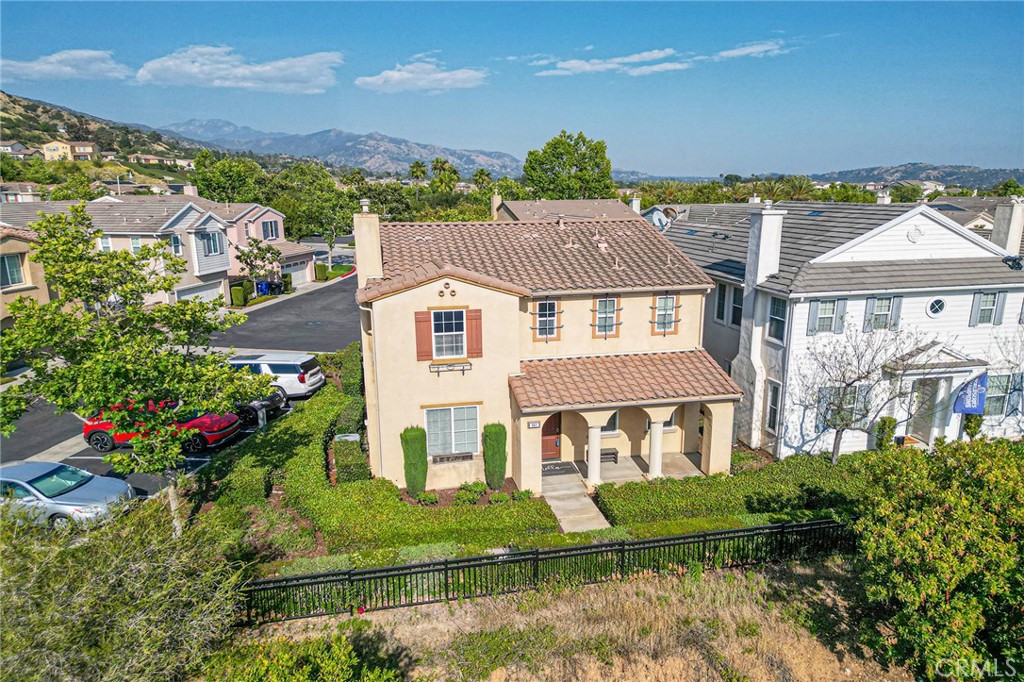 661 Lavender Property Photo 3