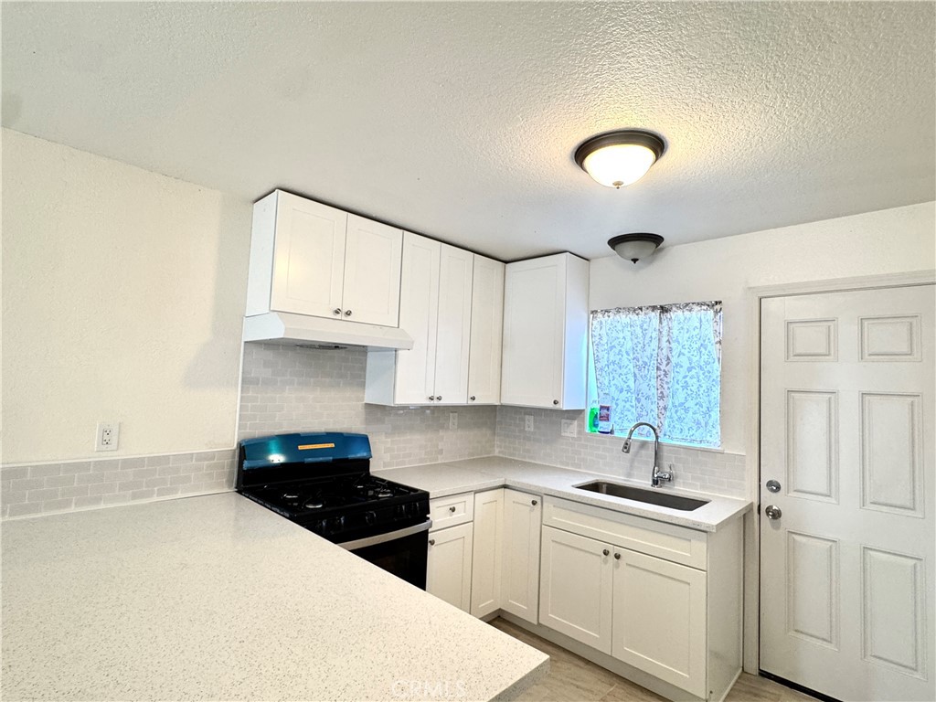16214 Juniper Street 2b Property Photo 1