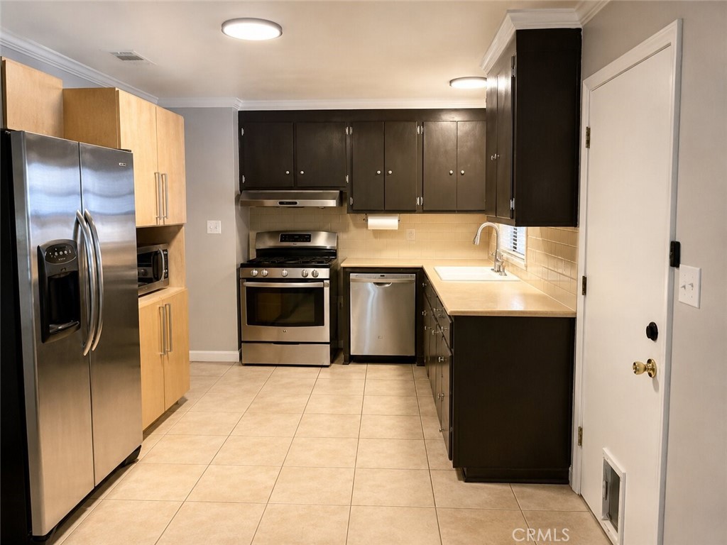 10482 Malaga Property Photo 4