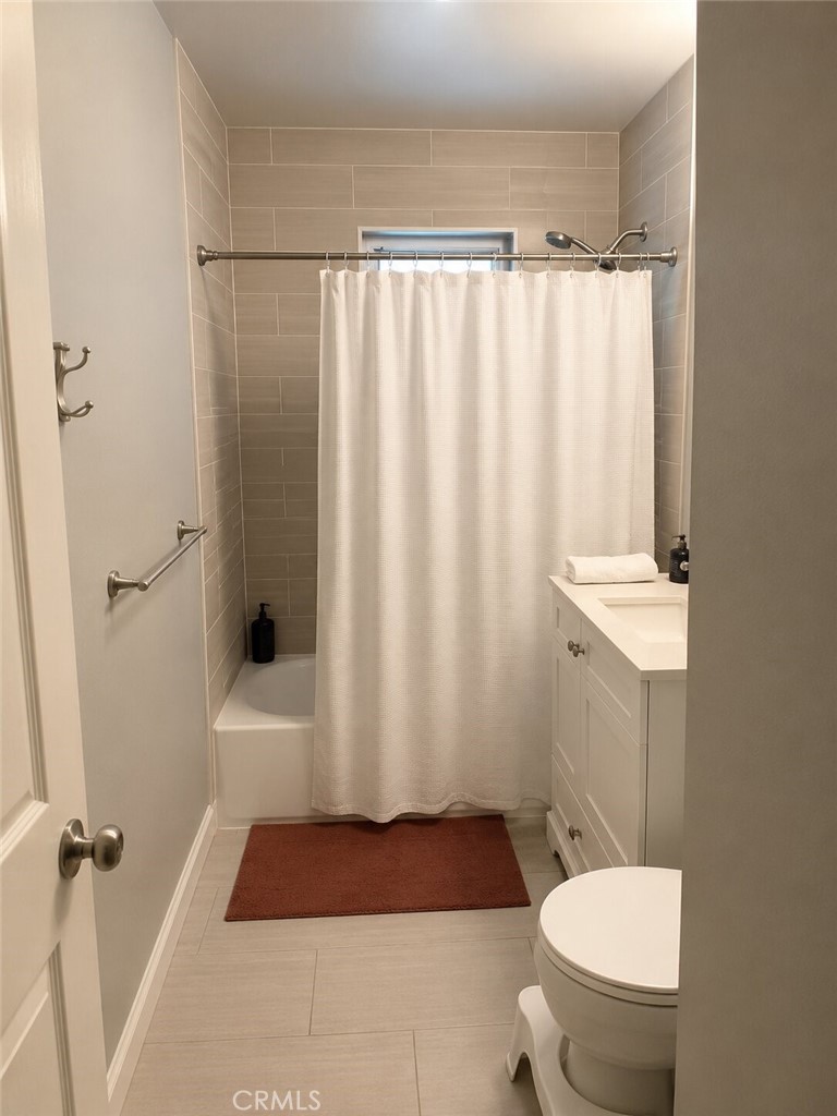 10482 Malaga Property Photo 9