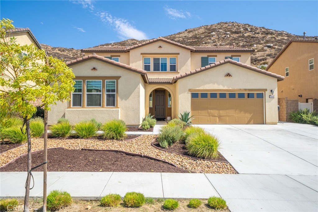 32439 Prairie Crossing Drive Property Photo 1