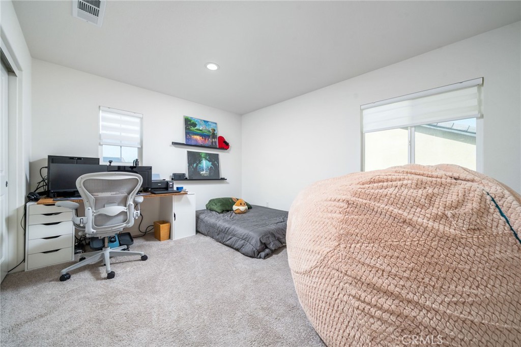 32439 Prairie Crossing Drive Property Photo 31