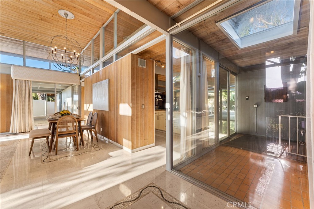 1595 Cherokee Road Property Photo 6