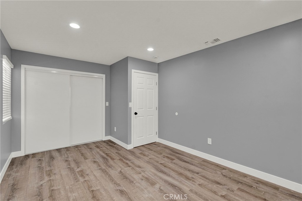 5646 Deodar B Property Photo 11