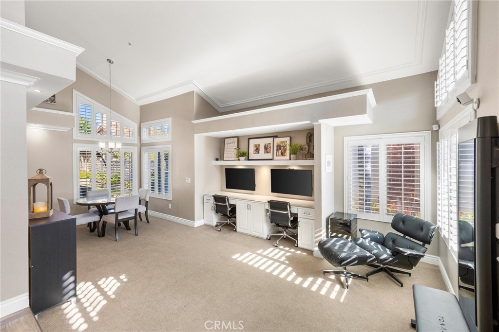 6551 Westmont Property Photo 15