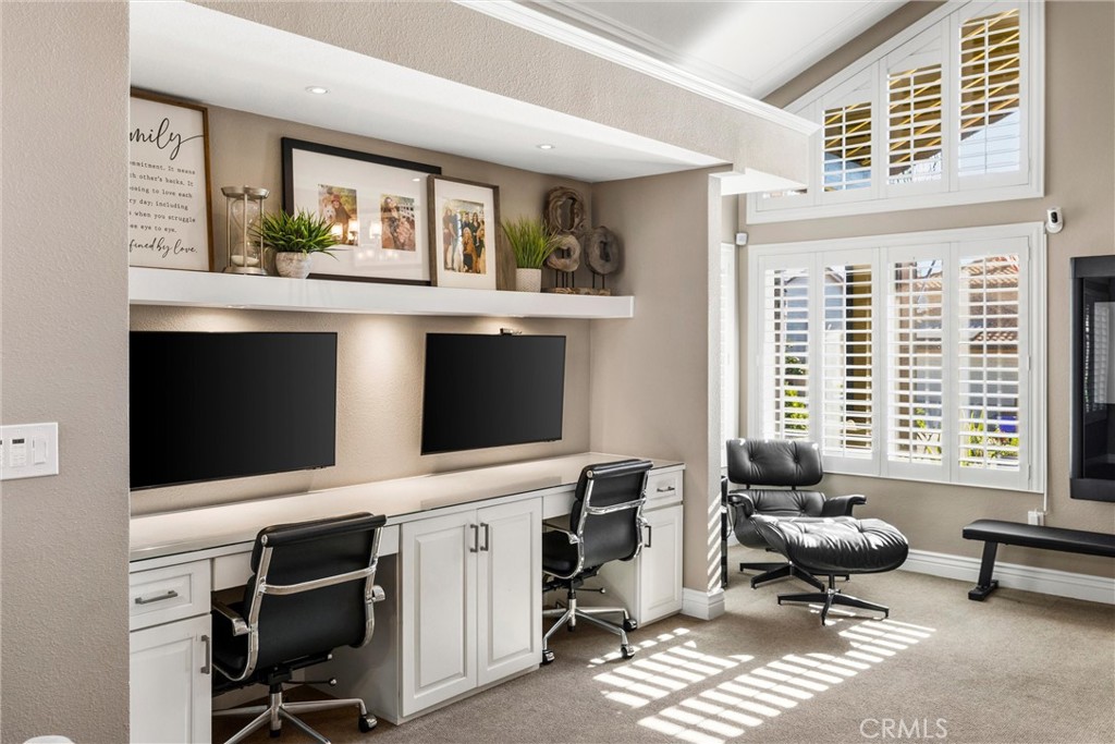 6551 Westmont Property Photo 16