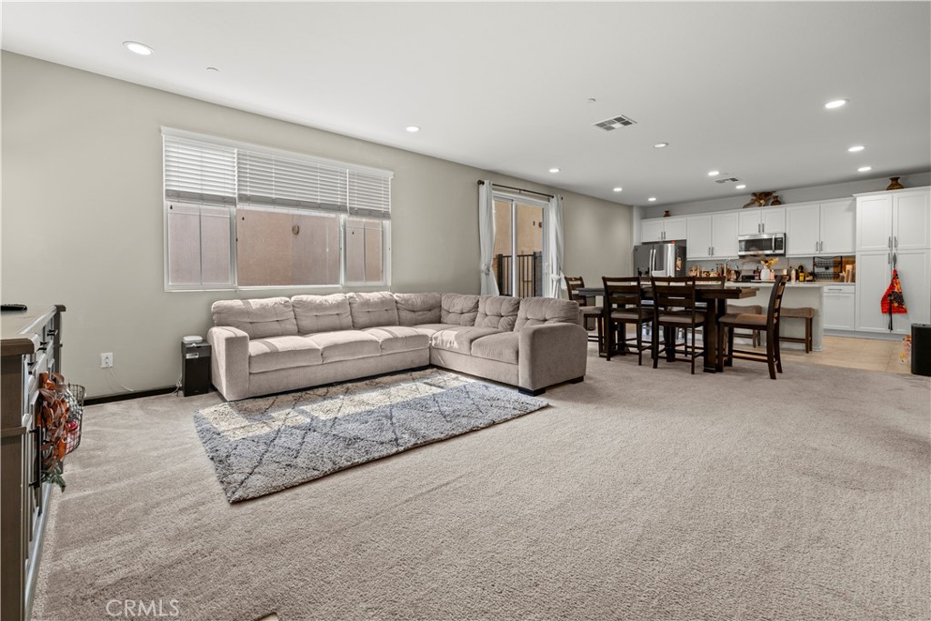 145 Camden Court Property Photo 10