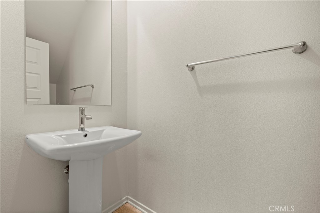 145 Camden Court Property Photo 11