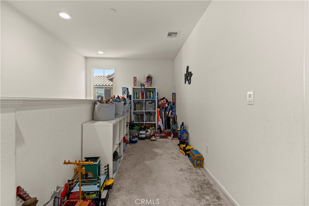 145 Camden Court Property Photo 15